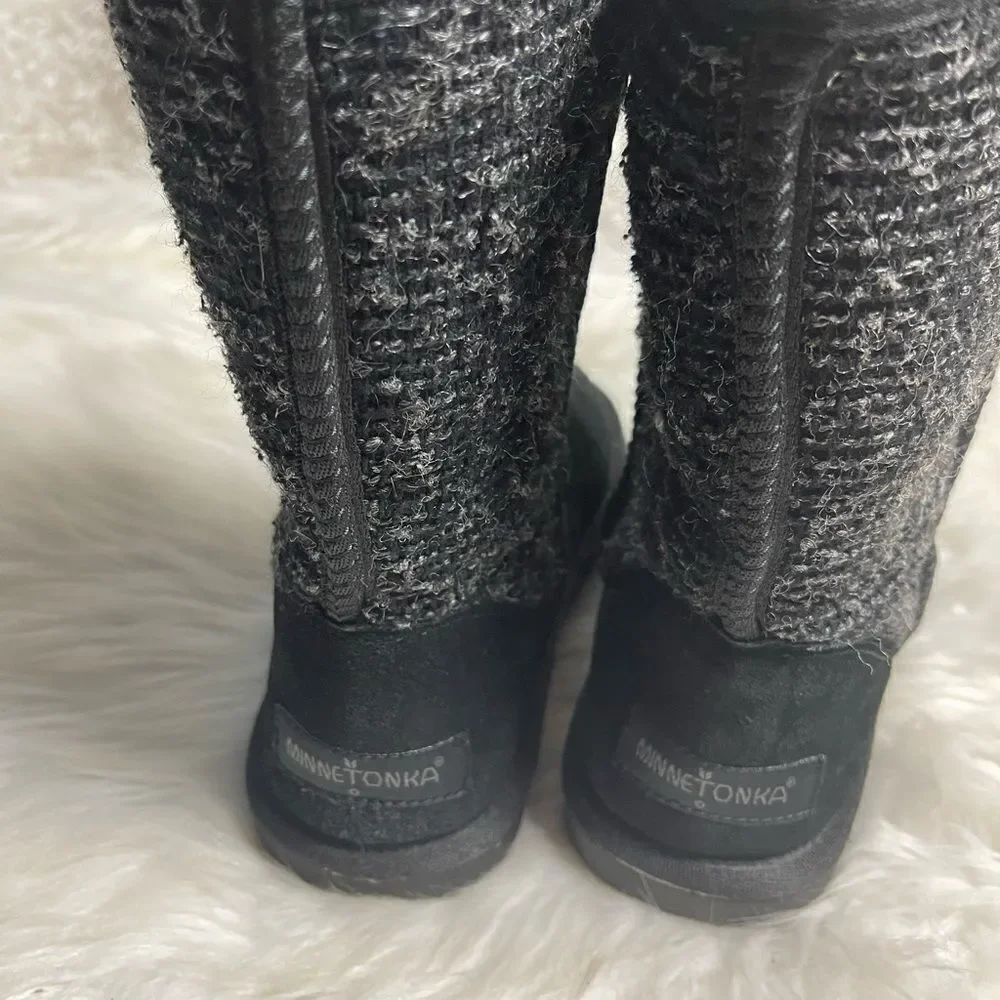 Minnetonka Tall Suede Tweed Boots Sheepskin/ Wool Lining Black/Gray SZ7